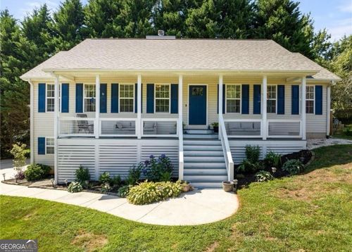 136 Mountain Overlook Dr, Cleveland, GA, 30528-3027 | Card Image