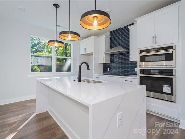 8009 Elevate Ct, Townhouse with 2 bedrooms, 3 bathrooms and null parking in Charlotte NC | Image 6