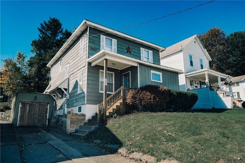 435 N Michael St, Saint Marys, PA, 15857-1151 | Card Image