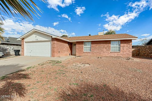 156 Lago Grande Dr, Horizon City, TX, 79928-7058 | Card Image