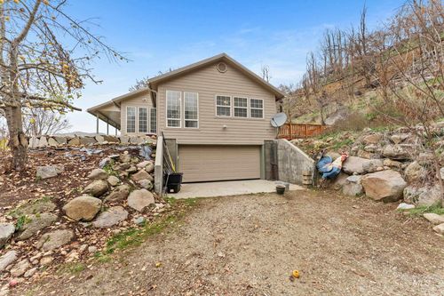 3 Branch Rd, Horseshoe Bend, ID, 83629-8046 | Card Image