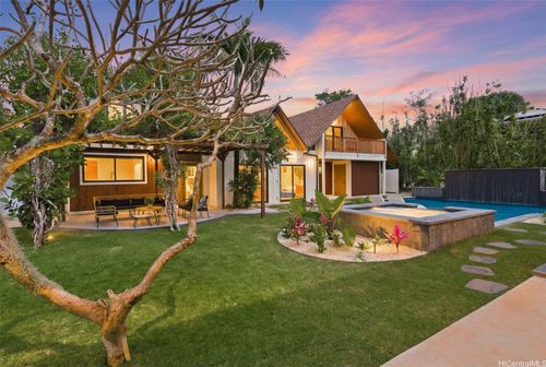 337 Wanaao Rd, Kailua, HI, 96734-3467 | Card Image