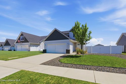 12398 N Cavanaugh Dr, Rathdrum, ID, 83858-5188 | Card Image