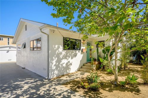 1477 E California Ave, Glendale, CA, 91206-4002 | Card Image