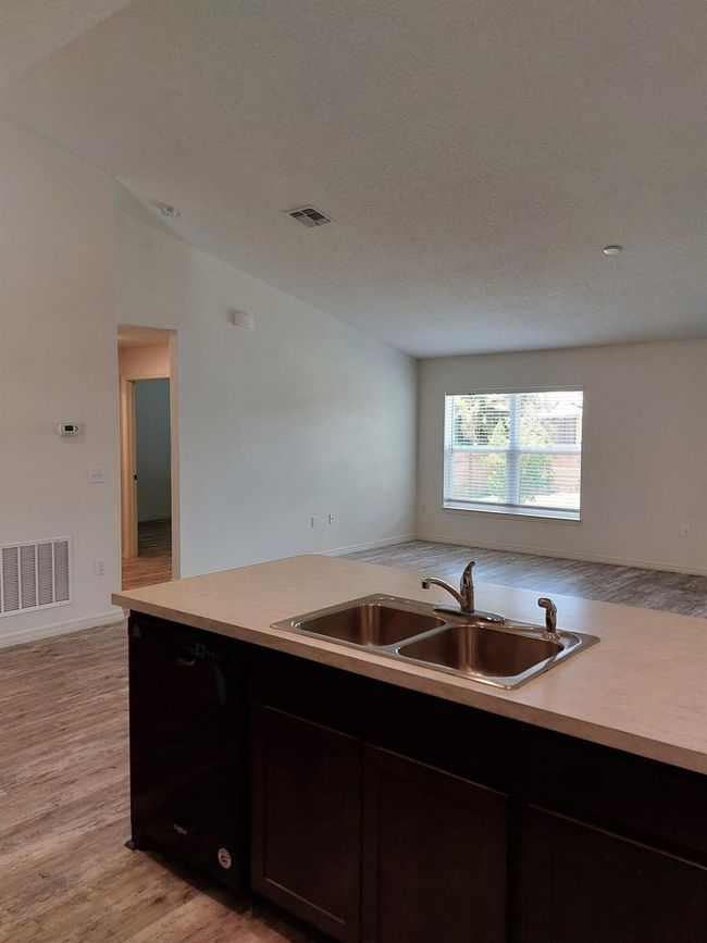 1614 Sw Sylvester Ln, House other with 4 bedrooms, 2 bathrooms and null parking in Port St. Lucie FL | Image 11