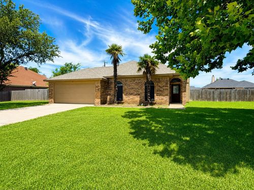 310 Shirley Dr, Alvarado, TX, 76009-2618 | Card Image