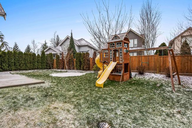 13586 Nelson Peak Drive, House other with 4 bedrooms, 3 bathrooms and 4 parking in Maple Ridge BC | Image 39