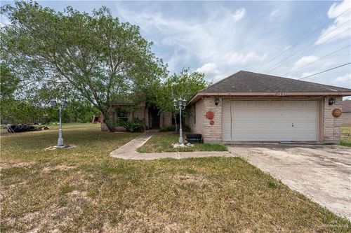 1181 N Mccullough St, San Benito, TX, 78586-5512 | Card Image