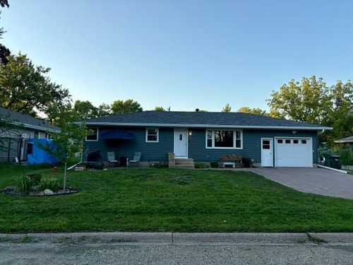 1709 14th St E, Glencoe, MN, 55336-1804 | Card Image