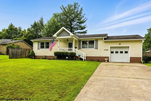 1118 Ridgewood Rd, Fairmont, WV, 26554-2425 | Card Image