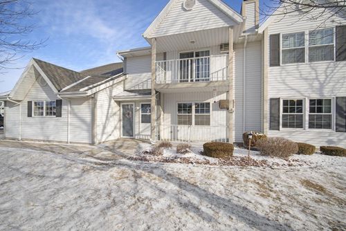 2-183 Minz Park Circle, West Bend, WI, 53095 | Card Image