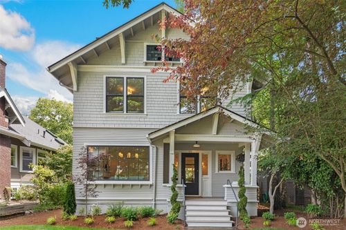 610 17th Avenue E, Seattle, WA, 98112 | Card Image