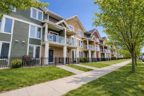 37 Auburn Bay Link Se, Calgary, AB, T3M0Y5 | Card Image