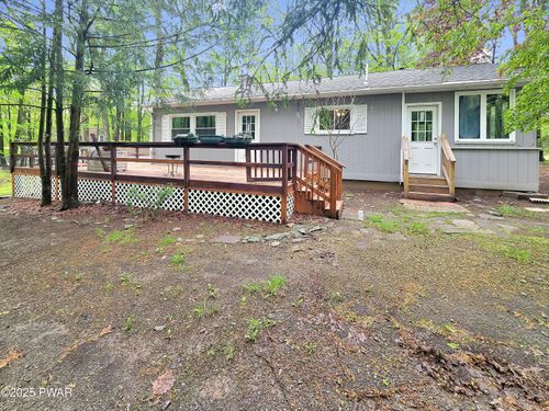 105 Limestone Ct, Milford, PA, 18337-4017 | Card Image