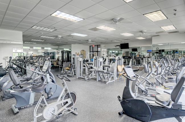 10088 Shadywood Pl, Condo with 2 bedrooms, 2 bathrooms and null parking in Boynton Beach FL | Image 40