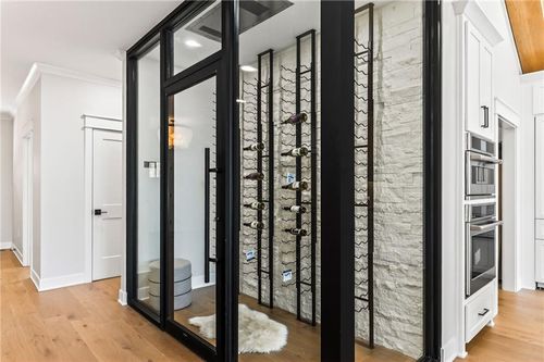 8310 Nw Forest Dr, Weatherby Lake, MO, 64152-1655 | Card Image