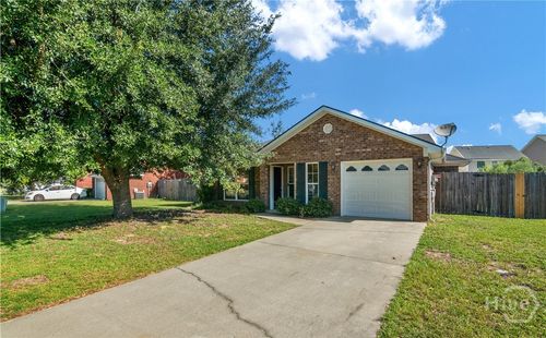 120 Grandview Dr, Hinesville, GA, 31313-2830 | Card Image