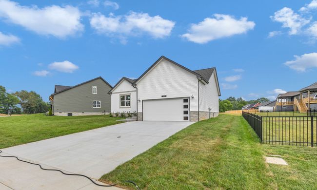 497 Herman Dr, House other with 3 bedrooms, 2 bathrooms and 2 parking in Clarksville TN | Image 6