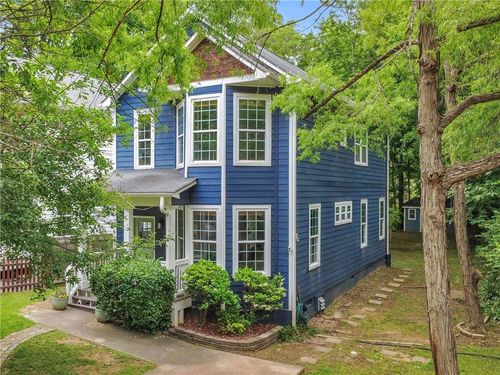 923 Tilden St Nw, Atlanta, GA, 30318-5219 | Card Image