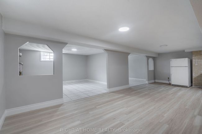 296 Clifton Downs Rd, House other with 3 bedrooms, 2 bathrooms and 4 parking in Hamilton ON | Image 24