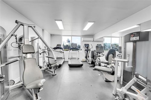 210-919 Hillcrest Dr, Hollywood, FL, 33021-7894 | Card Image