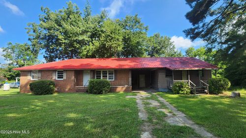 5838 Us Highway 301 S, Rowland, NC, 28383-8242 | Card Image