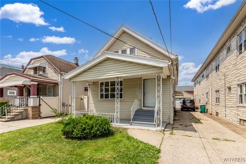 296 Parkridge Avenue, Buffalo, NY, 14215 | Card Image
