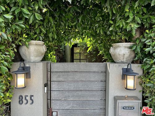 855 N Sweetzer Ave, West Hollywood, CA, 90069 | Card Image