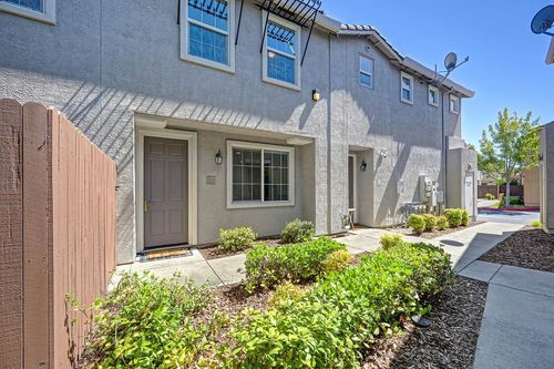 1102 Ferry Cir, Folsom, CA, 95630-4010 | Card Image