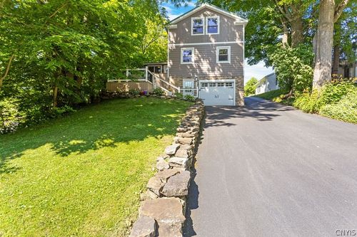 117 Lake St, Chittenango, NY, 13037-1514 | Card Image