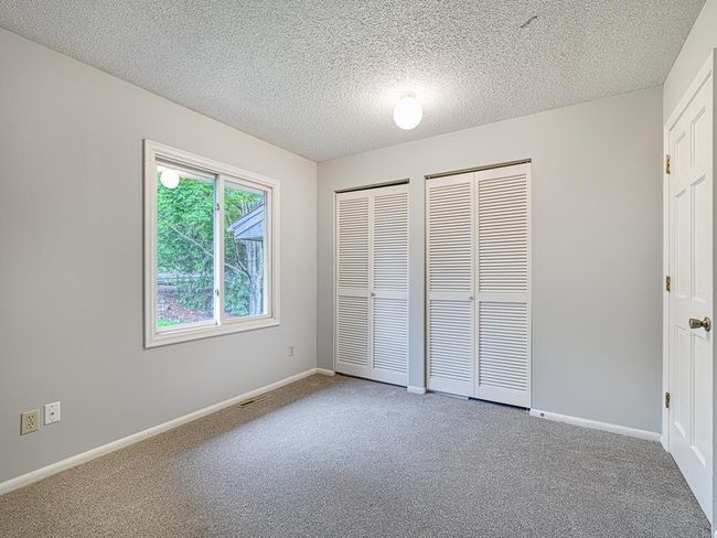 10 - Bedroom.jpg | Image 17