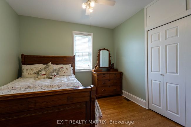 1467 Wade Rd, Home with 4 bedrooms, 2 bathrooms and 18 parking in Russell ON | Image 22