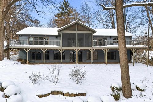 60 Custer Ter, Bettendorf, IA, 52722-4600 | Card Image