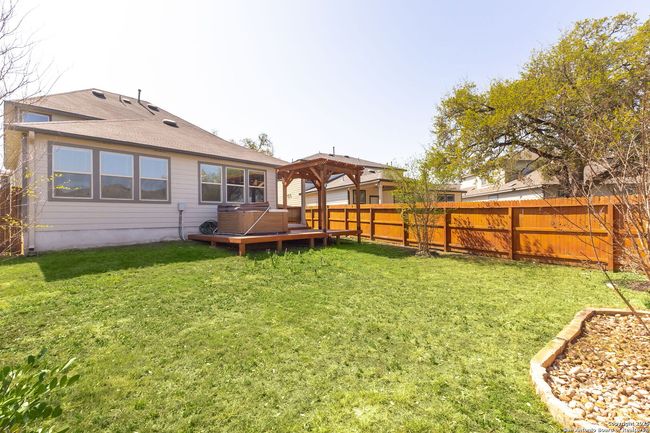 5603 Chestnut Xing, House other with 5 bedrooms, 3 bathrooms and null parking in San Antonio TX | Image 28