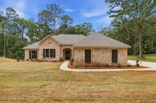 219 Walter Jones Rd, Mendenhall, MS, 39114-5555 | Card Image