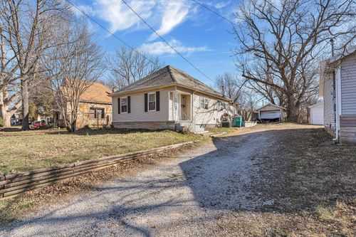 1126 N Rogers Ave, Springfield, MO, 65802-3519 | Card Image