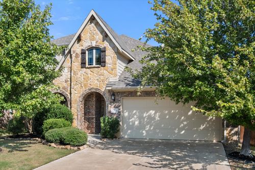4208 Sweet Clover Ln, Crowley, TX, 76036-8900 | Card Image