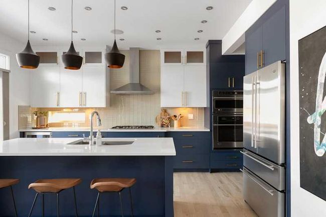 1534 38 Ave Sw, Home with 4 bedrooms, 4 bathrooms and 3 parking in Calgary AB | Image 13