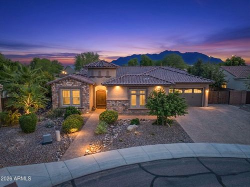 7827 S Sequoia Drive, Gilbert, AZ, 85298 | Card Image