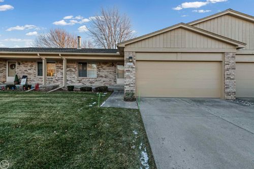 16996 Cristina Ct, Clinton Township, MI, 48038-2021 | Card Image