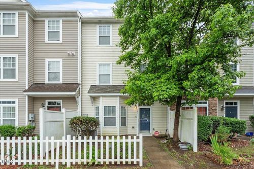 101-300 Gilman Ln, Raleigh, NC, 27610-2585 | Card Image