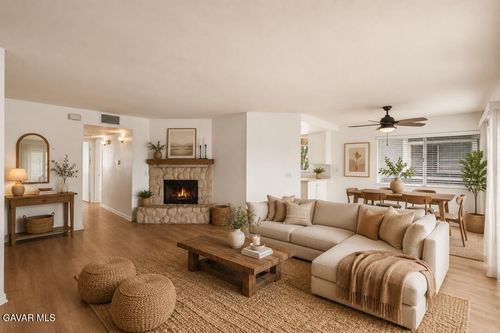 unit-303-26974 Flo Ln, Santa Clarita, CA, 91351-5509 | Card Image