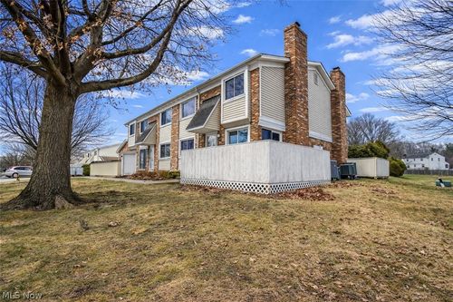 apt-c-5548 Ivy Ct, Willoughby, OH, 44094-3221 | Card Image