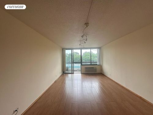 1n-150-38 Union Tpke, Flushing, NY, 11367-3901 | Card Image