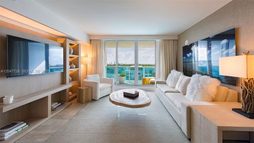 1245-102 24th St, Miami Beach, FL, 33139-1724 | Card Image