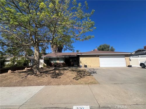 133 S Woodlake St, Lake Elsinore, CA, 92530-1809 | Card Image