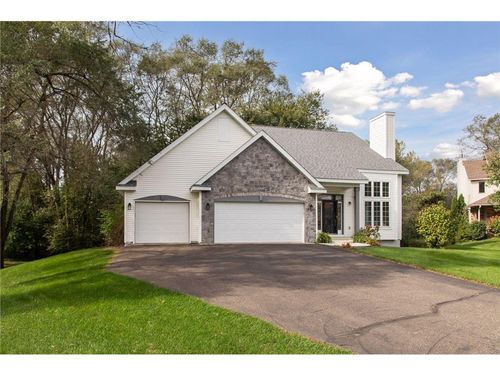 613 Topaz Ln, Hudson, WI, 54016-5865 | Card Image