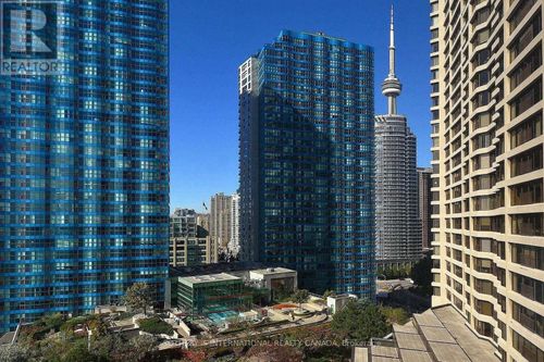 712-77 Harbour Sq, Toronto, ON, M5J2S2 | Card Image