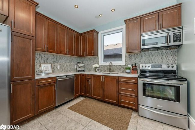 168 Paisley St, House other with 3 bedrooms, 1 bathrooms and 4 parking in Guelph ON | Image 22