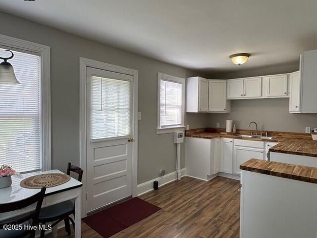 201 Garris St, House other with 3 bedrooms, 1 bathrooms and null parking in Conway NC | Image 7